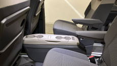 Volkswagen Multivan 2.0 TDI Life 5dr DSG Diesel Estate